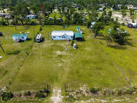 2141 Live Oak Rd, Perry, FL 32348 photo 3
