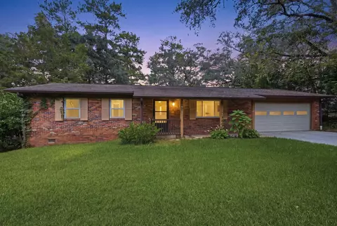 1826 Wales Dr, Tallahassee, FL 32303