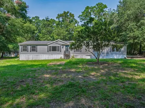 16906 Aqua Ln, Tallahassee, FL 32308