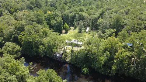 243 Alton Ln, Sopchoppy, FL 32358