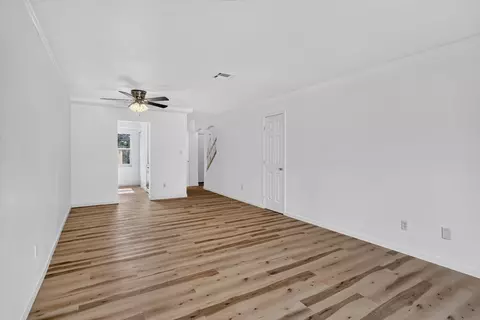 2325 W Pensacola St #164, Tallahassee, FL 32304