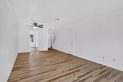2325 W Pensacola St #164, Tallahassee, FL 32304