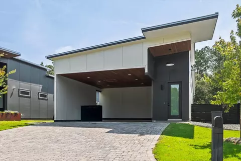 2311 Lake Hall Rd, Tallahassee, FL 32309
