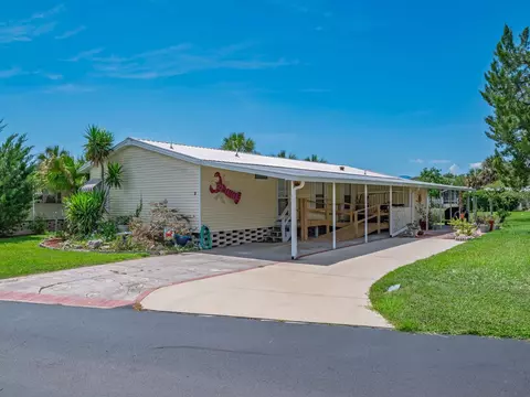 21 Connie Dr, Crawfordville, FL 32327