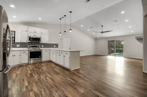 3141 N Shannon Lakes Dr, Tallahassee, FL 32309
