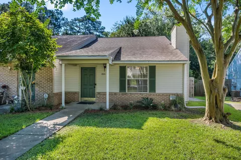 1881 Gina Dr, Tallahassee, FL 32303