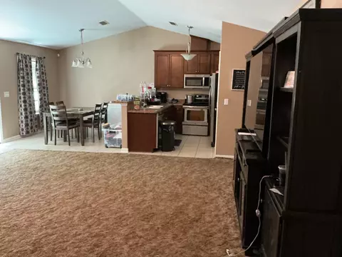 Living - 463 Sand Pine Dr, Midway, FL 32343 photo 1 of 1