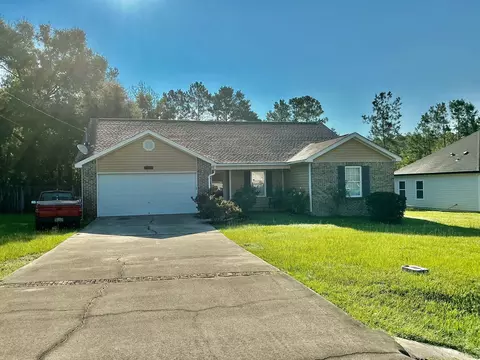 463 Sand Pine Dr, Midway, FL 32343