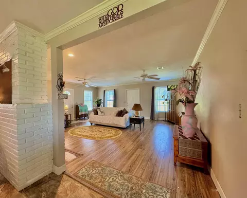 Entry Way - 839 NE Post Rd, Madison, FL 32340 photo 1 of 1