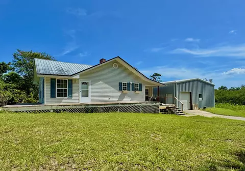 Exterior - 839 NE Post Rd, Madison, FL 32340 photo 3 of 14