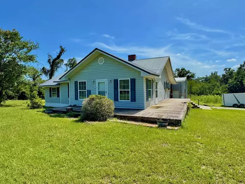 Exterior - 839 NE Post Rd, Madison, FL 32340 photo 2 of 14