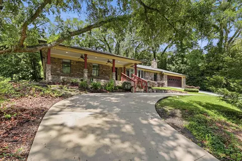 2220 Armistead Rd, Tallahassee, FL 32308