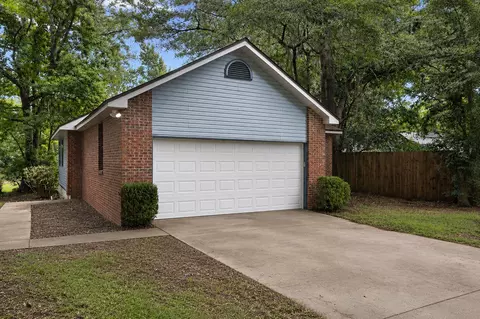 2970 Bayshore Dr, Tallahassee, FL 32309