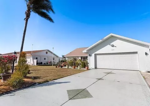 1526 Fort Duquesna Dr, Sun City Center, FL 33573