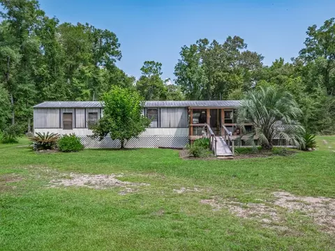38 Redbud Ln, Crawfordville, FL 32327