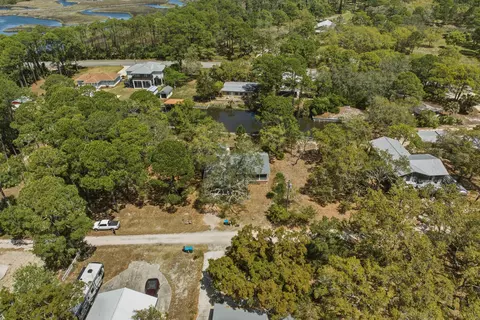 View/Area - 40 Pompano Dr, Panacea, FL 32346 photo 4 of 10