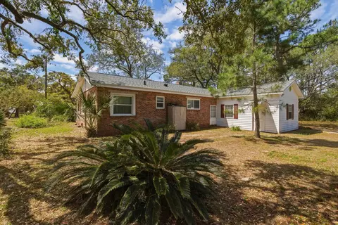 Exterior - 40 Pompano Dr, Panacea, FL 32346 photo 13 of 13