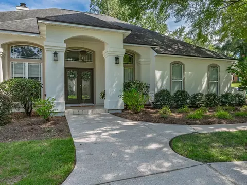 8893 Saltcoates Ct, Tallahassee, FL 32312