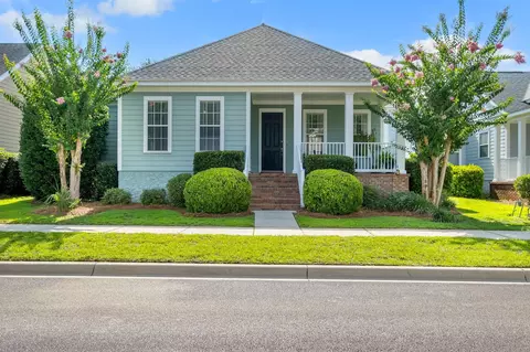 4269 Summertree Dr, Tallahassee, FL 32311