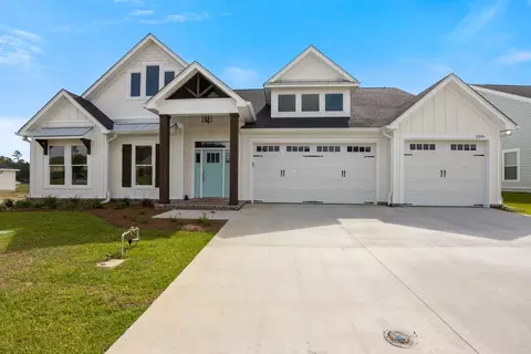 1552 Summerbrooke Ln, Tallahassee, FL 32312