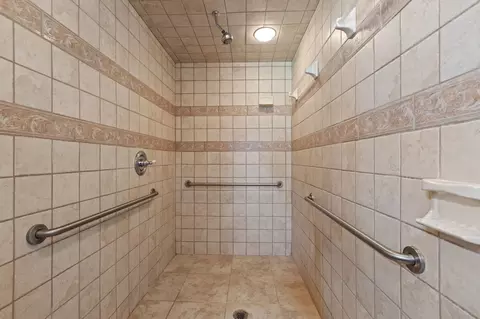 Bath - 7885 Beach Rd, Perry, FL 32348 photo 2 of 4