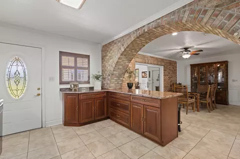 Kitchen - 7885 Beach Rd, Perry, FL 32348 photo 4 of 5