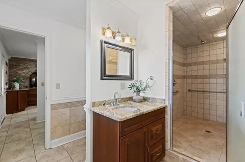 Bath - 7885 Beach Rd, Perry, FL 32348 photo 1 of 4