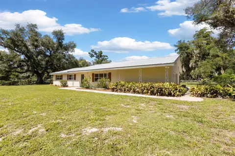 Exterior - 7885 Beach Rd, Perry, FL 32348 photo 16 of 17