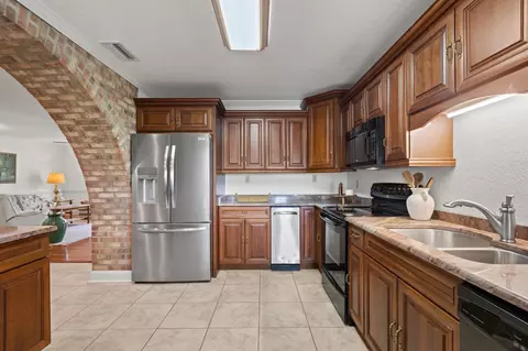 Kitchen - 7885 Beach Rd, Perry, FL 32348 photo 2 of 5