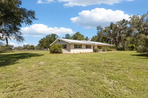 Exterior - 7885 Beach Rd, Perry, FL 32348 photo 13 of 17