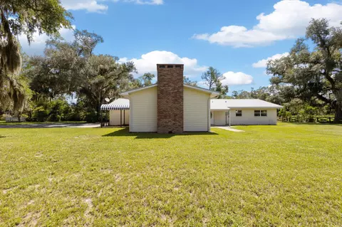 Exterior - 7885 Beach Rd, Perry, FL 32348 photo 15 of 17
