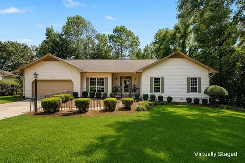 3113 N Shannon Lakes Dr, Tallahassee, FL 32309
