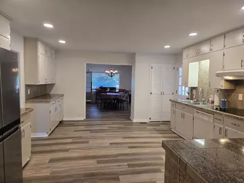 Kitchen - 1946 N Us 221, Perry, FL 32347 photo 6 of 6