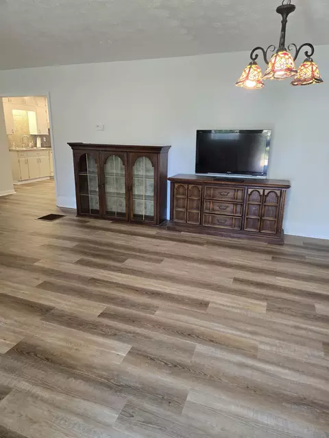 Living - 1946 N Us 221, Perry, FL 32347 photo 1 of 4