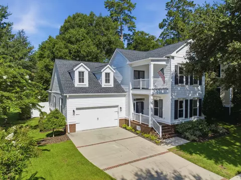 5718 Roanoke Trl, Tallahassee, FL 32312