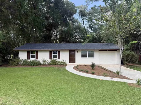 1812 Jasmine Dr, Tallahassee, FL 32308