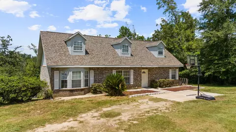 4503 Clearwater Ln, Marianna, FL 32448
