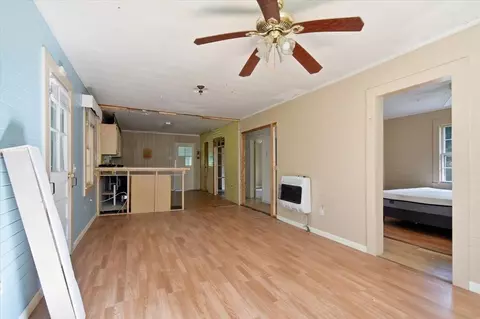 Living - 2419 Dorman Peacock Rd, Perry, FL 32348 photo 1 of 2