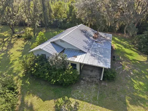 Exterior - 2419 Dorman Peacock Rd, Perry, FL 32348 photo 3 of 13