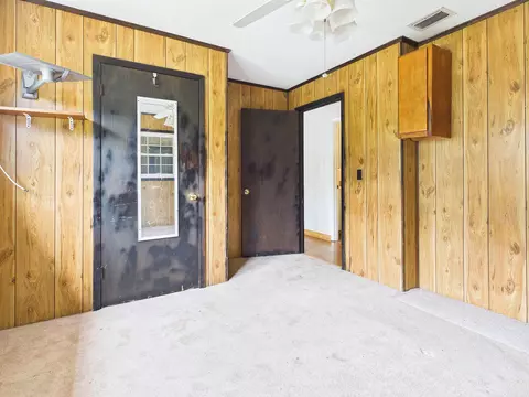 Bedroom - 814 W Leon St, Perry, FL 32347 photo 2 of 4