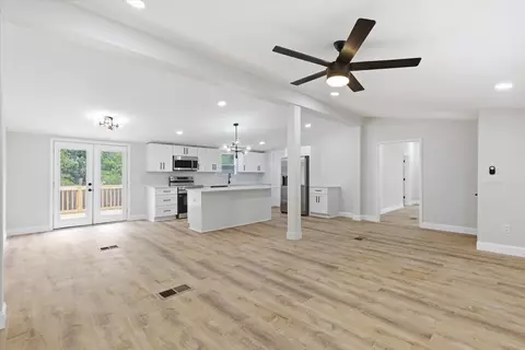 207 Fleetwood St, Tallahassee, FL 32305