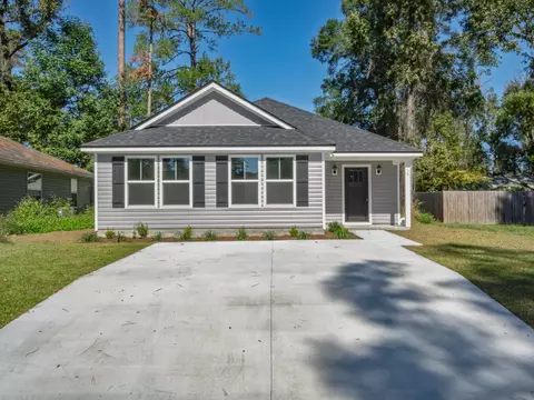 59 Comanche Trl, Crawfordville, FL 32327