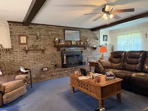 Living - 490 Roberts Aman Rd E, Perry, FL 32347 photo 1 of 3