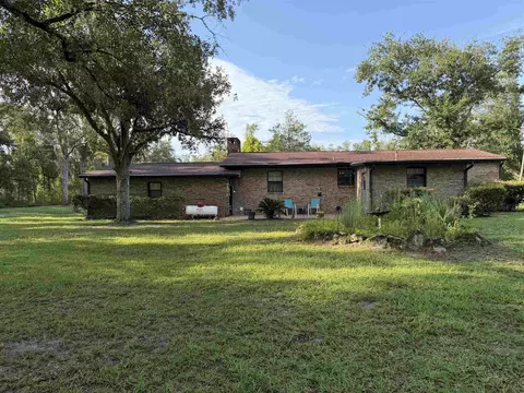 Exterior - 490 Roberts Aman Rd E, Perry, FL 32347 photo 4 of 7