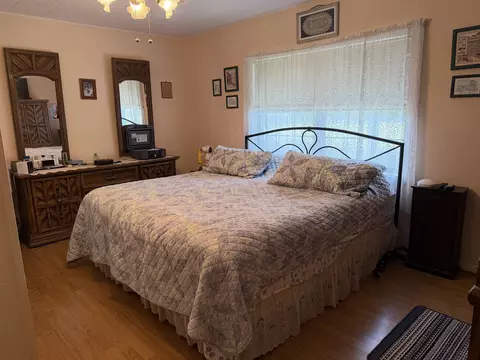 Bedroom - 490 Roberts Aman Rd E, Perry, FL 32347 photo 3 of 3