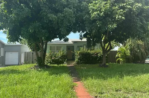 2827 N 29th Ave, Saint Petersburg, FL 33713