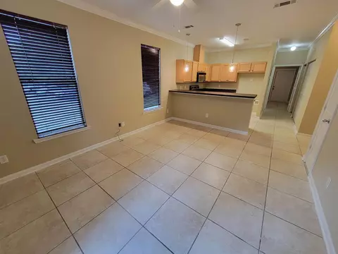 1417 Pullen Rd #403, Tallahassee, FL 32303