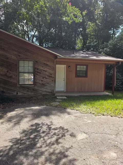 2317 Sylvan Ct, Tallahassee, FL 32303