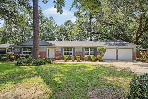 432 Collinsford Rd, Tallahassee, FL 32301