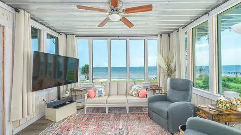 Exterior - 3166 E Highway 98, Carrabelle, FL 32322 photo 1 of 1